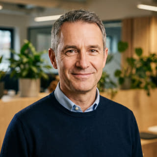 James Mitchell, als Chief Executive Officer bei Zenit Kapitix gelistet, auf einem Profilbild